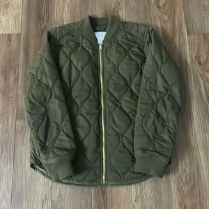 Womens Large Old Navy Olive Quilted Thin Jacket